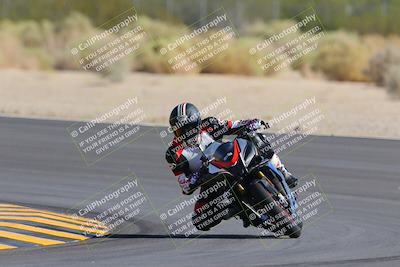 media/Oct-08-2022-SoCal Trackdays (Sat) [[1fc3beec89]]/Turn 10 (945am)/